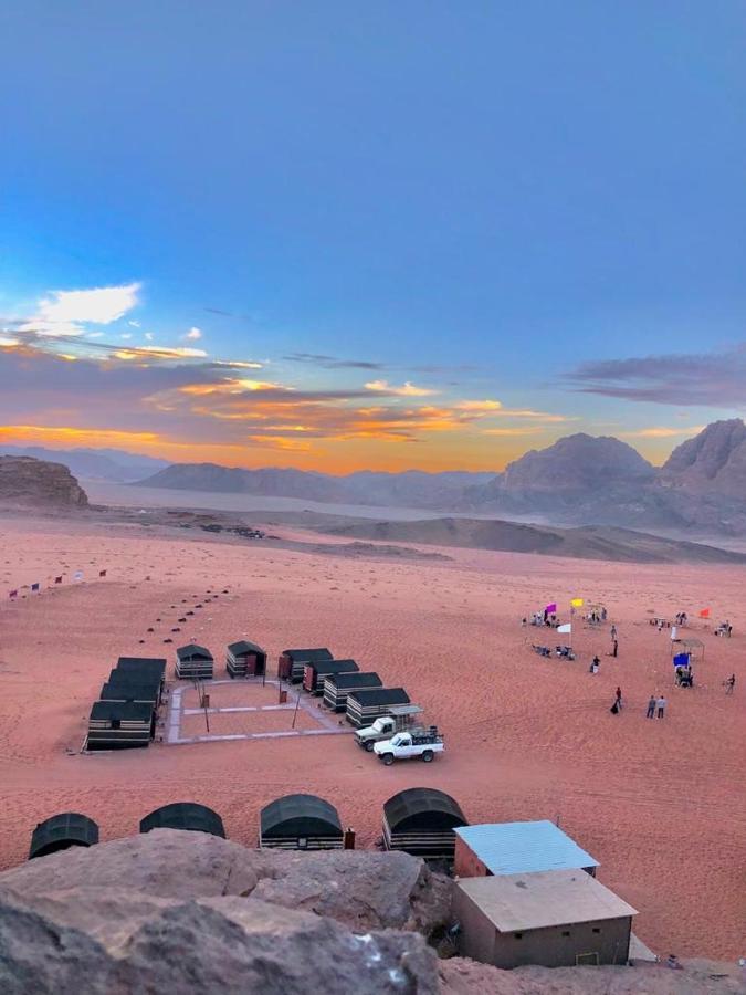 Wadi Rum Starlight Camp Exterior photo