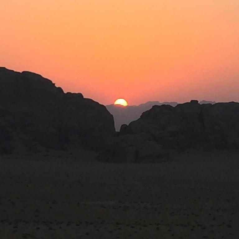 Wadi Rum Starlight Camp Exterior photo