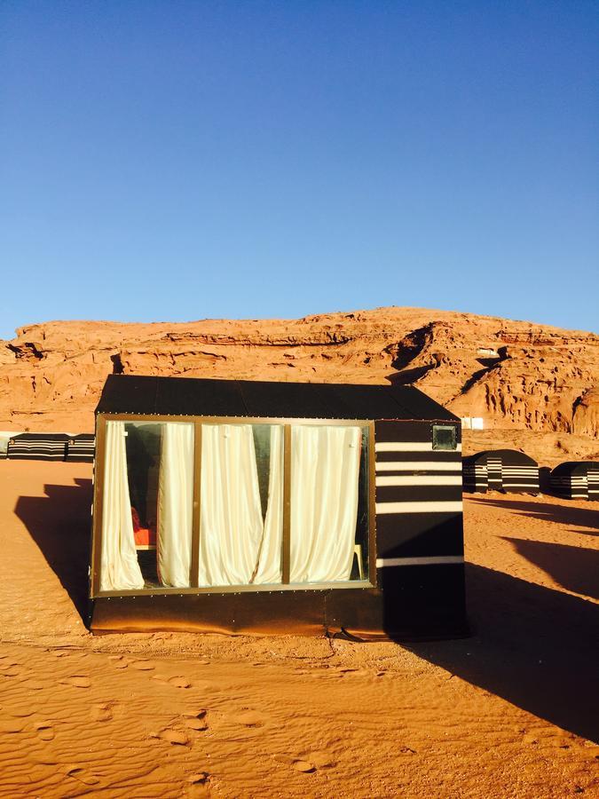 Wadi Rum Starlight Camp Exterior photo